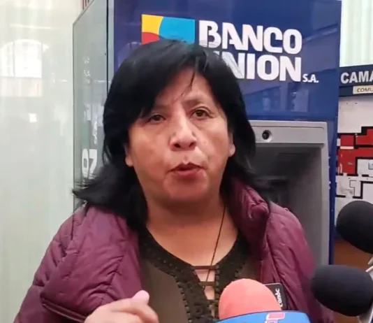Claudia Bilbao arremete contra el cabildo: denuncia “acarreo” de personas y financiamiento sospechoso